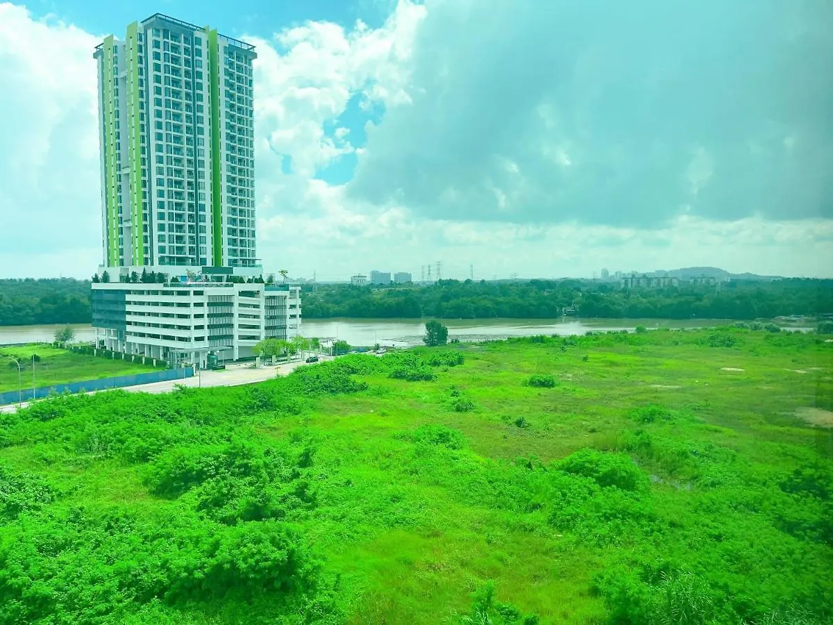 Monic Staycation #Puteri Square Studio Suites Inn Near Mid Valley Mall Johor Bahru 0*,