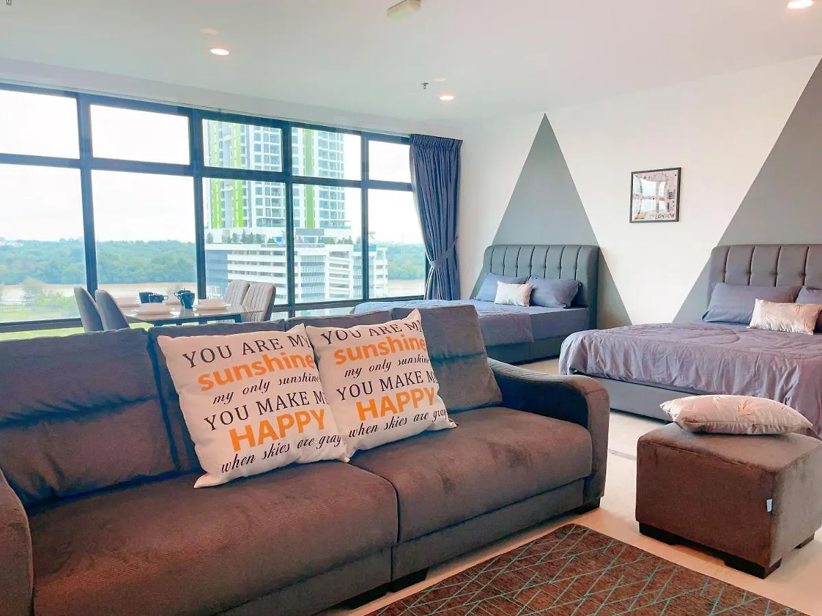 Monic Staycation #Puteri Square Studio Suites Inn Near Mid Valley Mall Johor Bahru Apartment
