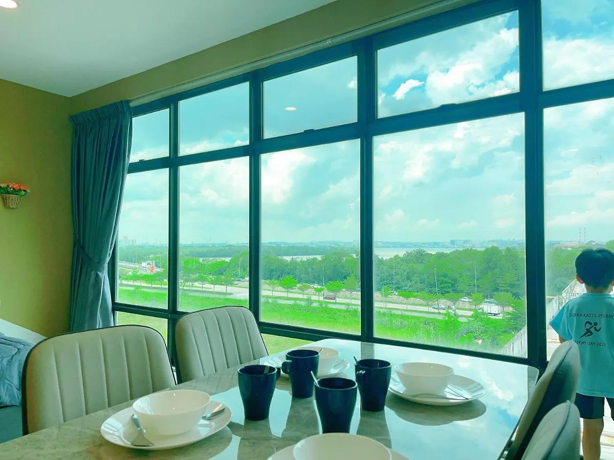 Monic Staycation #Puteri Square Studio Suites Inn Near Mid Valley Mall Johor Bahru 0*,  Malaysia
