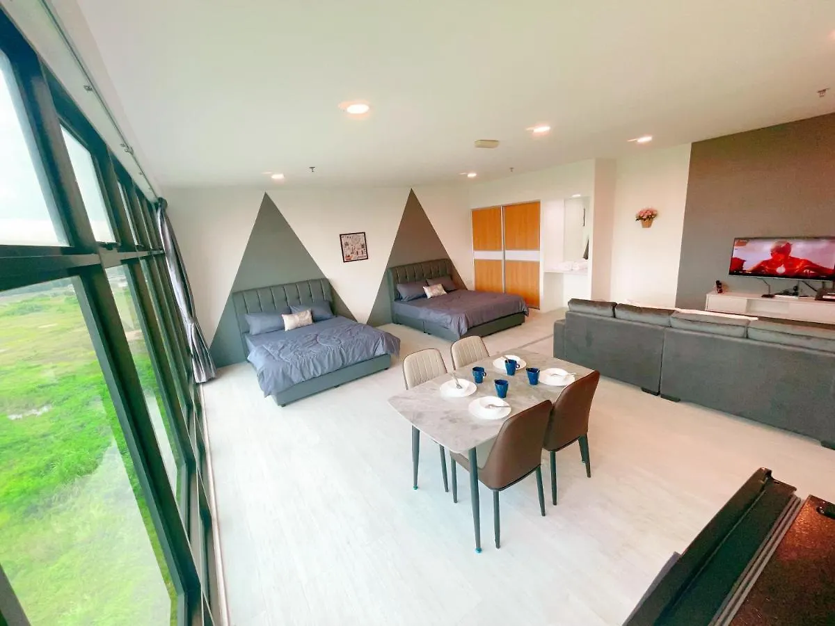 Apartment Monic Staycation #Puteri Square Studio Suites Inn Near Mid Valley Mall Johor Bahru Malaysia
