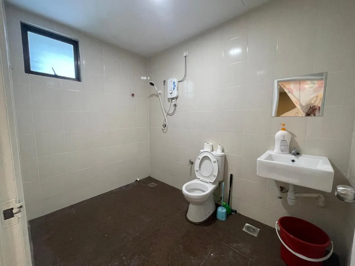 Monic Staycation #Puteri Square Studio Suites Inn Near Mid Valley Mall Johor Bahru Apartment