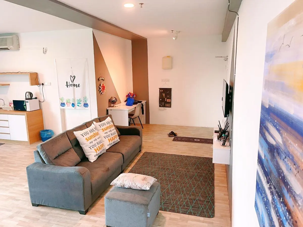 Monic Staycation #Puteri Square Studio Suites Inn Near Mid Valley Mall Johor Bahru Apartment