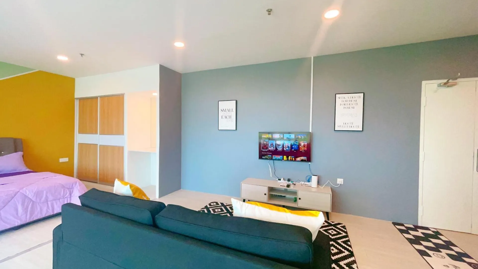 Monic Staycation #Puteri Square Studio Suites Inn Near Mid Valley Mall Johor Bahru 0*,