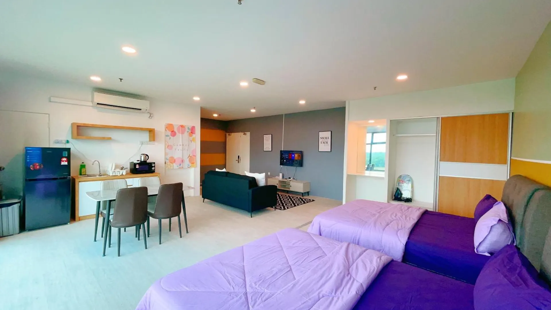 Monic Staycation #Puteri Square Studio Suites Inn Near Mid Valley Mall Johor Bahru 0*,  Malaysia