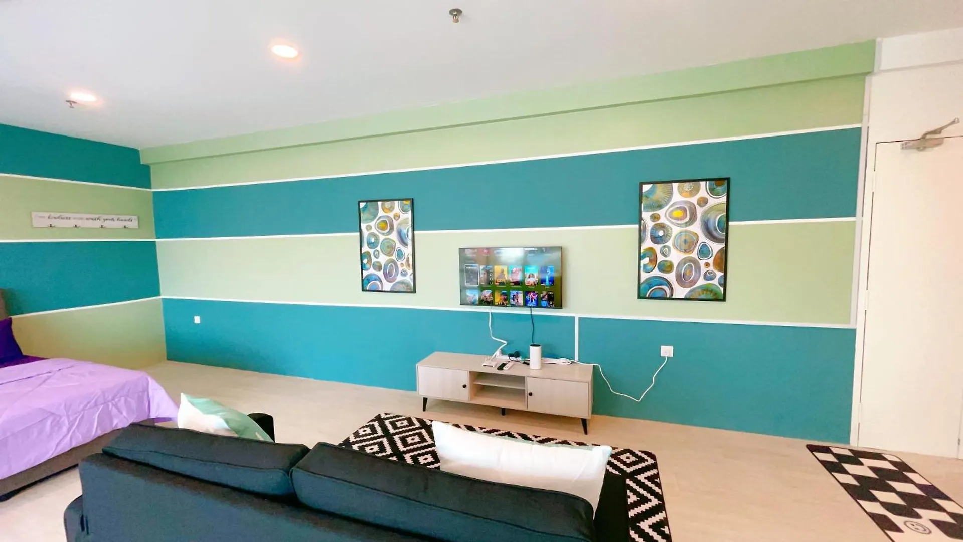 Monic Staycation #Puteri Square Studio Suites Inn Near Mid Valley Mall Johor Bahru 0*,  Malaysia